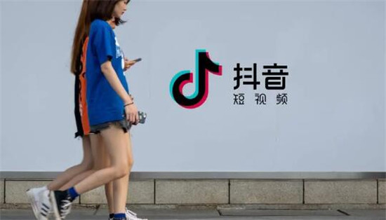 抖音无人直播电影的赚钱途经