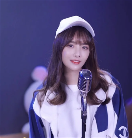 抖音网红兔子牙是谁
