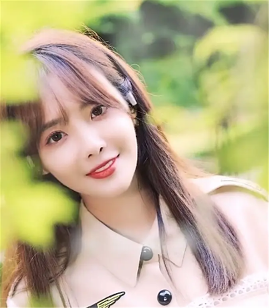 抖音网红兔子牙是谁